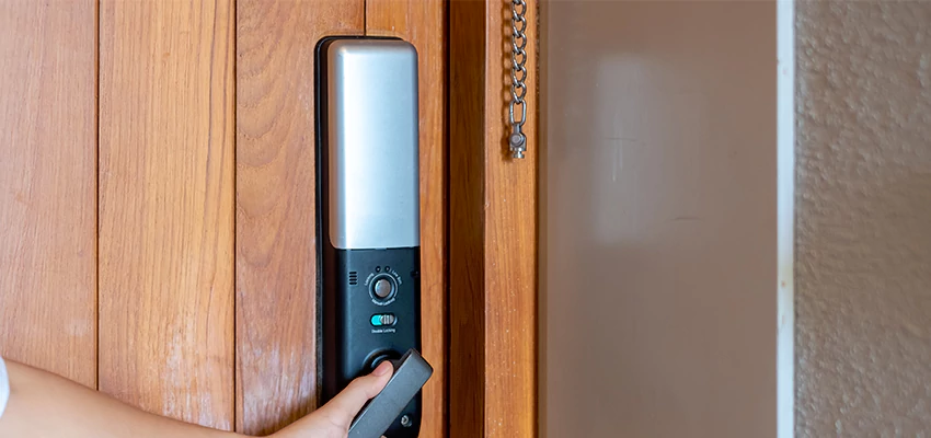 Home Security Electronic Locks Upgrades in St Petersburg, FL